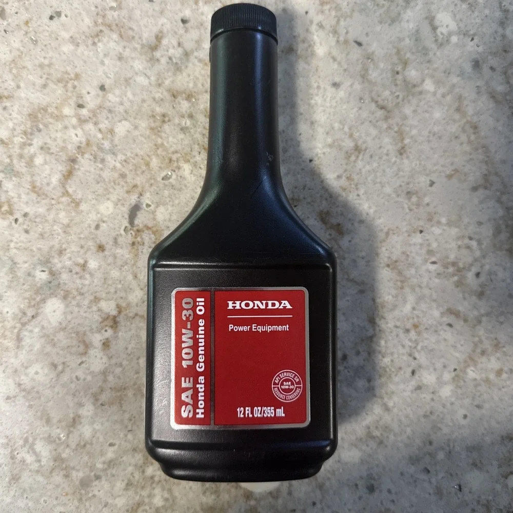 Honda 12 oz. Engine Oil 10W-30 08212-10W30